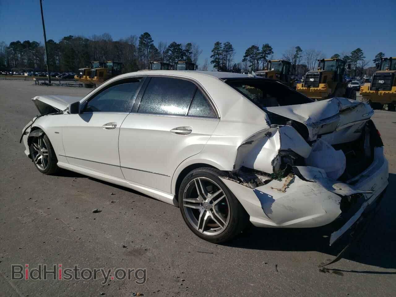 2012 MERCEDES-BENZ E-CLASS - VIN: WDDHF5KB2CA546056 - Фото 2