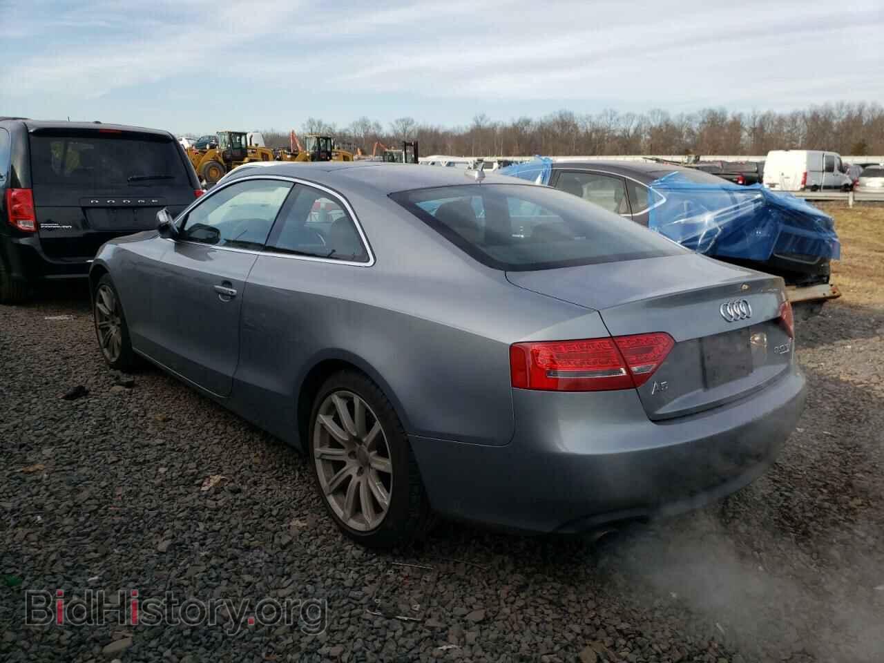 2011 AUDI A5 - VIN: WAULFAFRXBA006924 - Photo 2