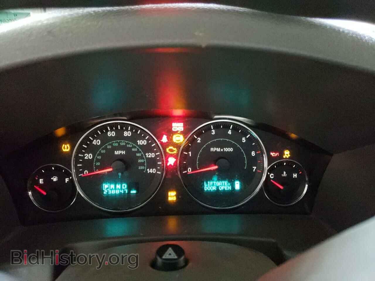 2006 JEEP COMMANDER - VIN: 1J8HG48N56C275143 - Фото 9