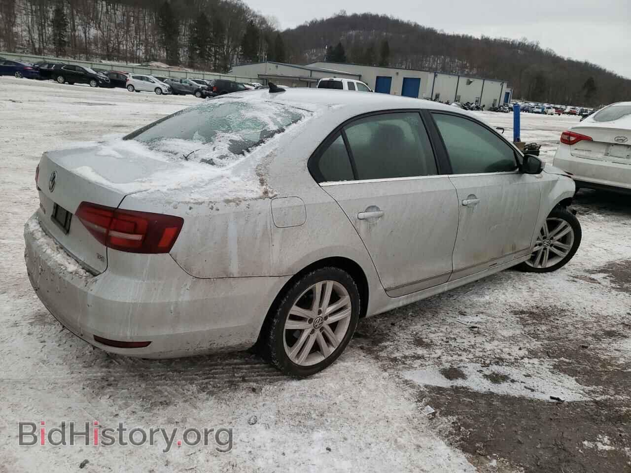 2017 VOLKSWAGEN JETTA - VIN: 3VWL17AJ4HM329994 - Фото 3