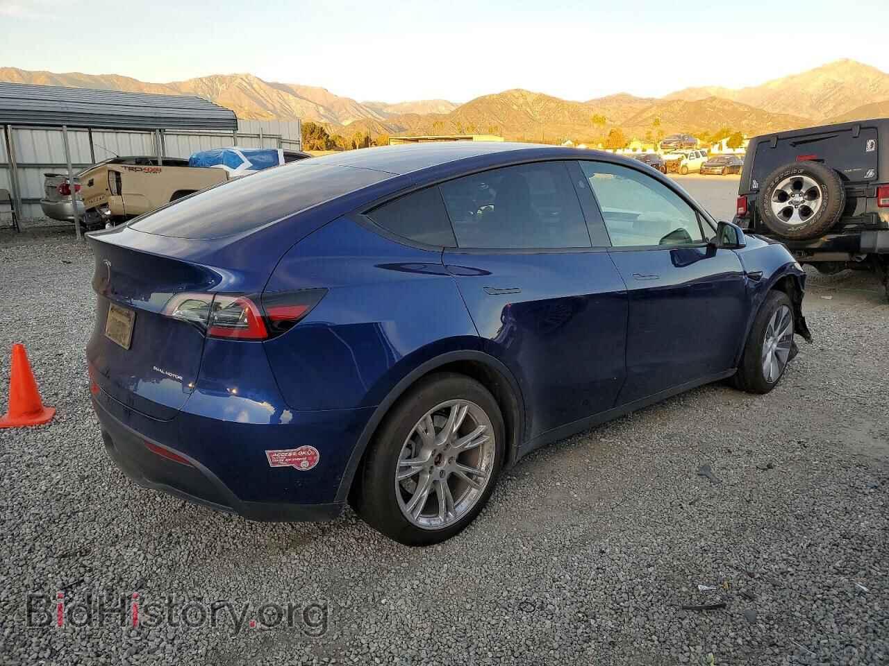 2024 TESLA MODEL Y - VIN: 7SAYGAEE6RF062979 - Фото 3