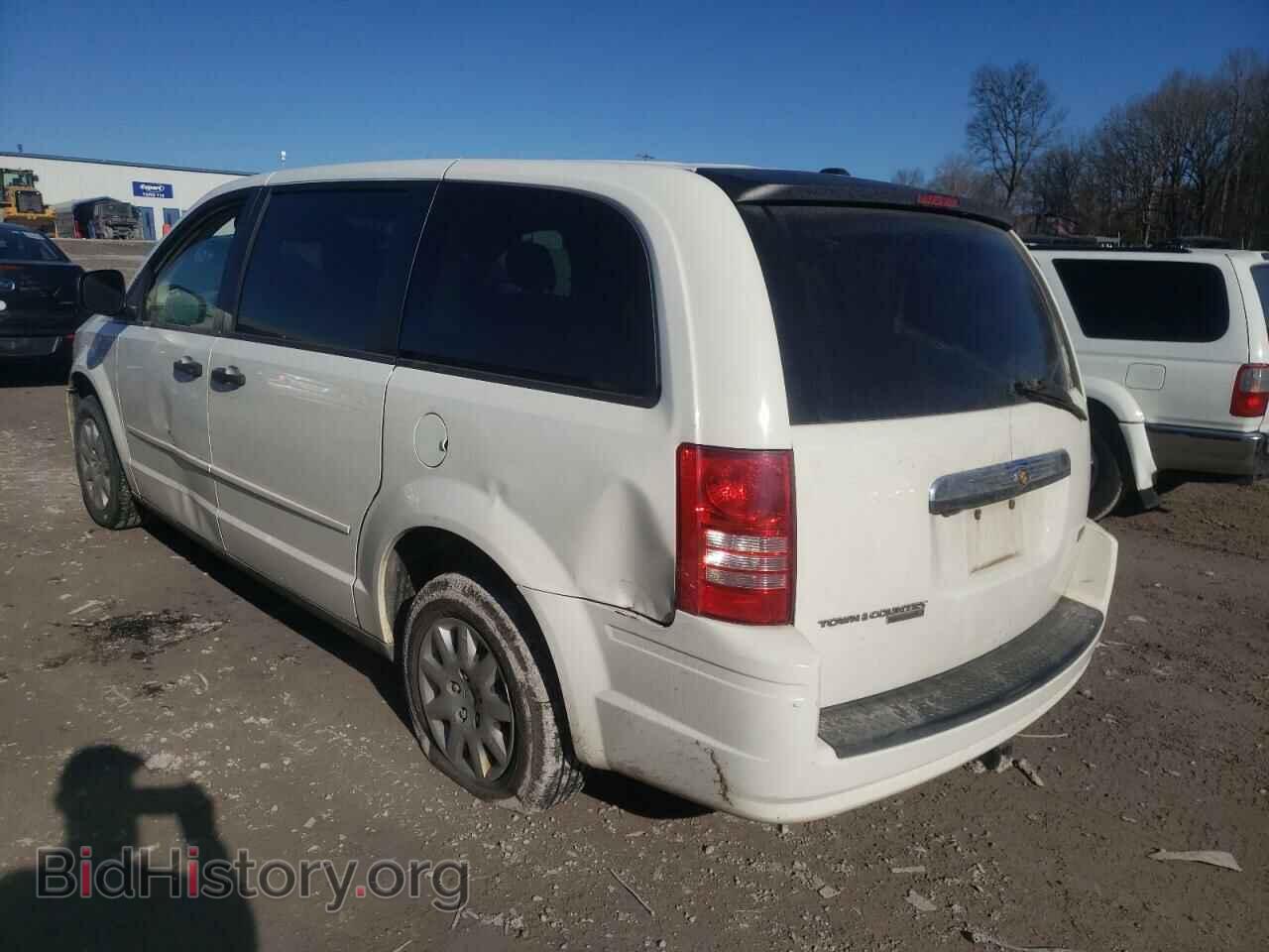 2008 CHRYSLER MINIVAN - VIN: 2A8HR44H18R619121 - Фото 2