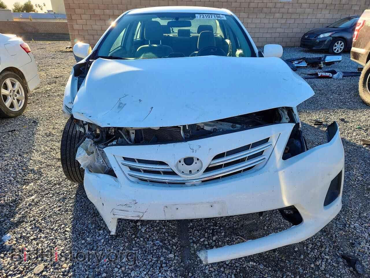 2013 TOYOTA COROLLA - VIN: 2T1BU4EE2DC982487 - Photo 5