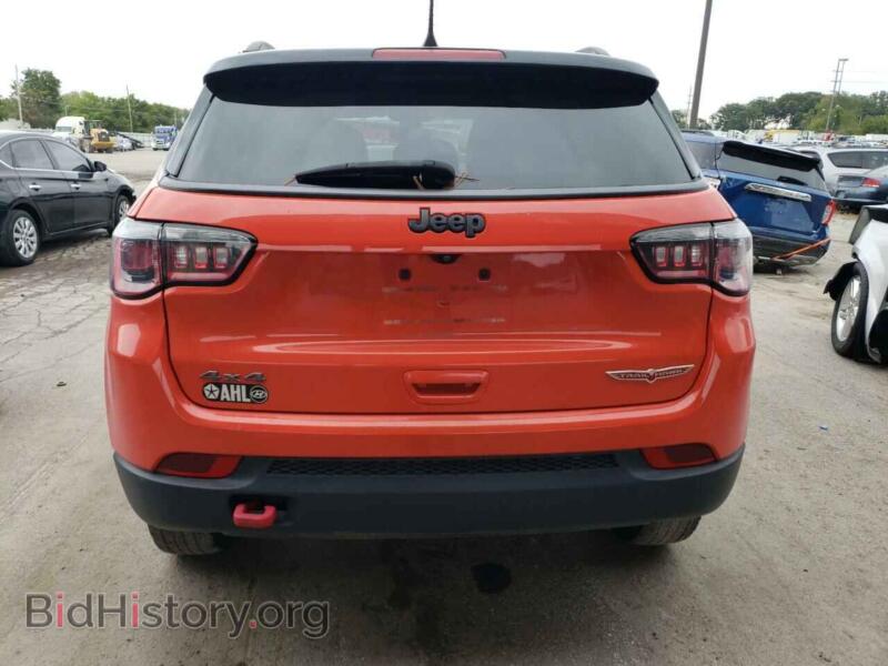 2020 Jeep COMPASS (VIN 3C4NJDDB4LT123569) — photo 6 of 13