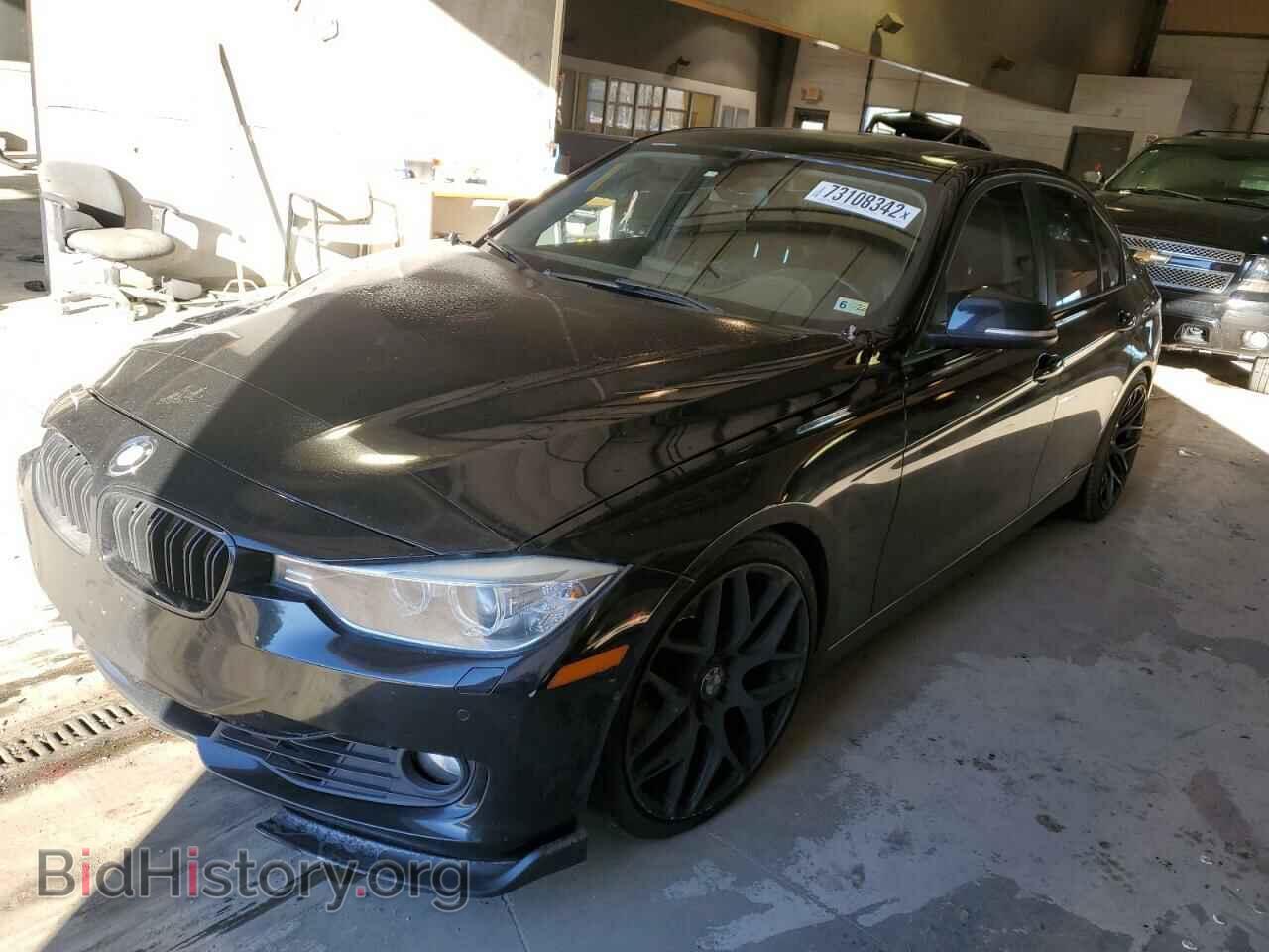 Photo WBA3B9C57DF586988 - BMW 3 SERIES 2013