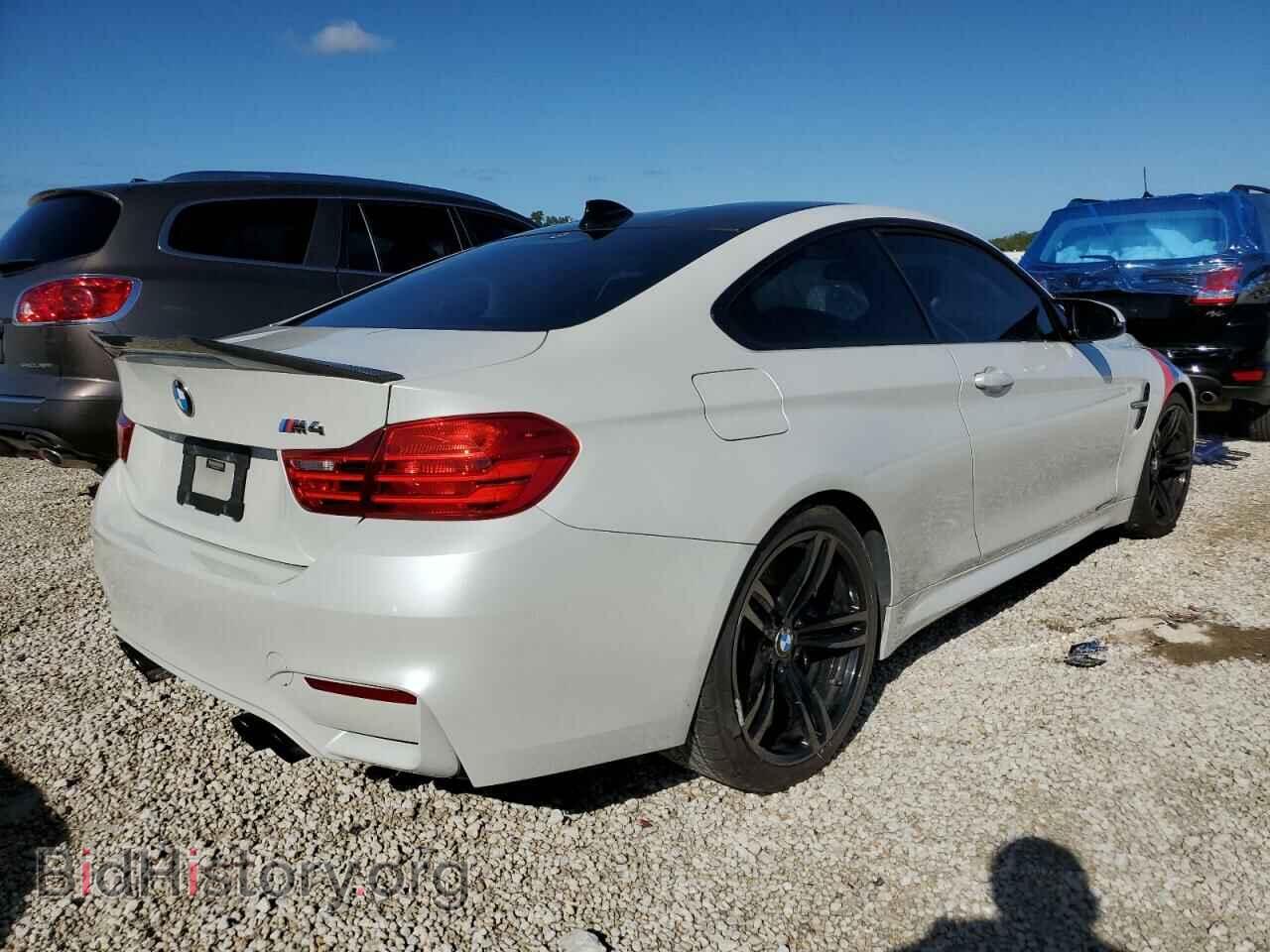 2015 BMW M4 - VIN: WBS3R9C52FK330744 - Фото 3