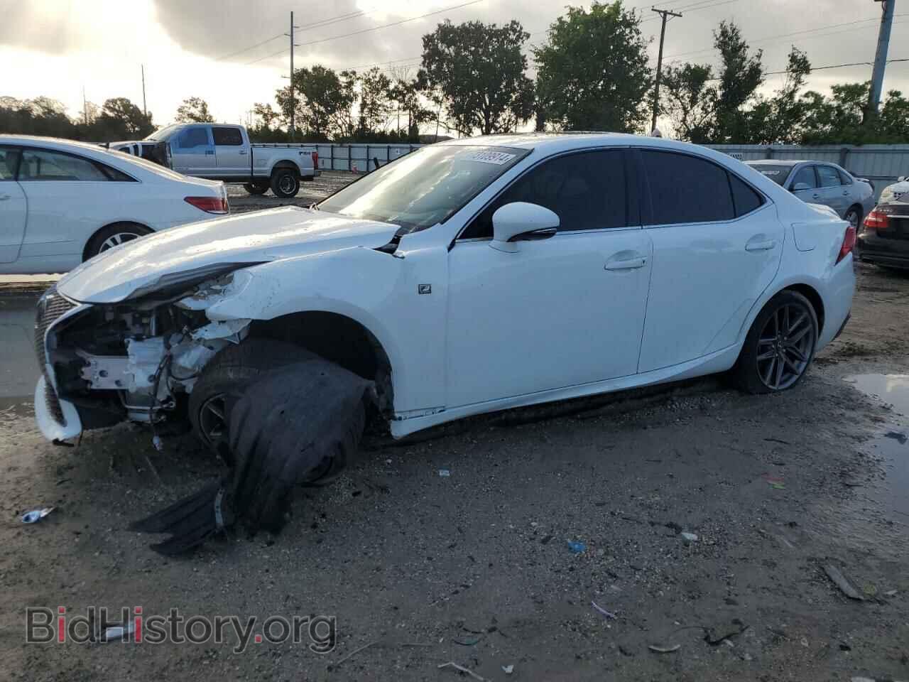 Photo JTHBF1D20F5064204 - LEXUS IS 2015
