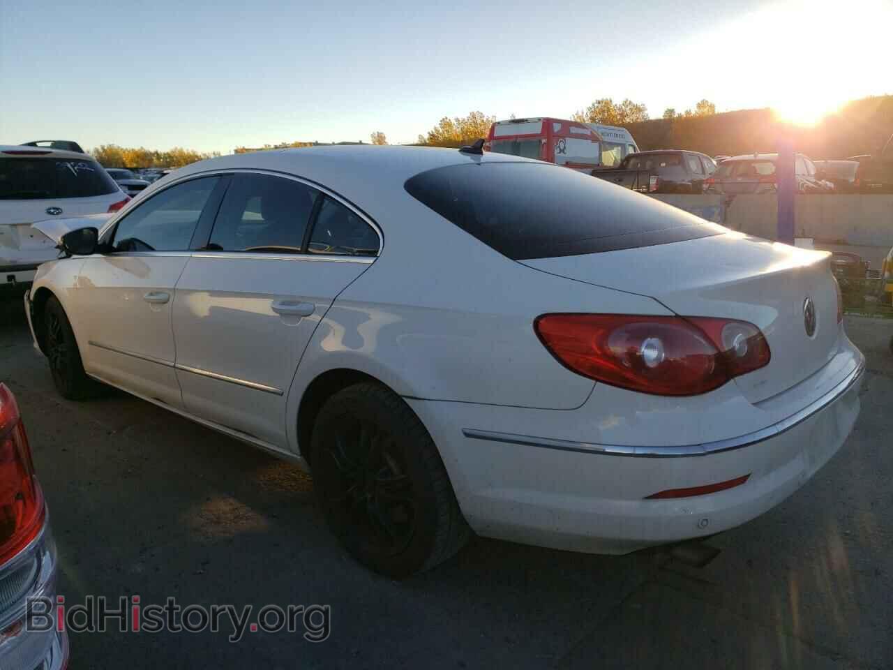 2009 VOLKSWAGEN CC - VIN: WVWGU73C59E543040 - Фото 2