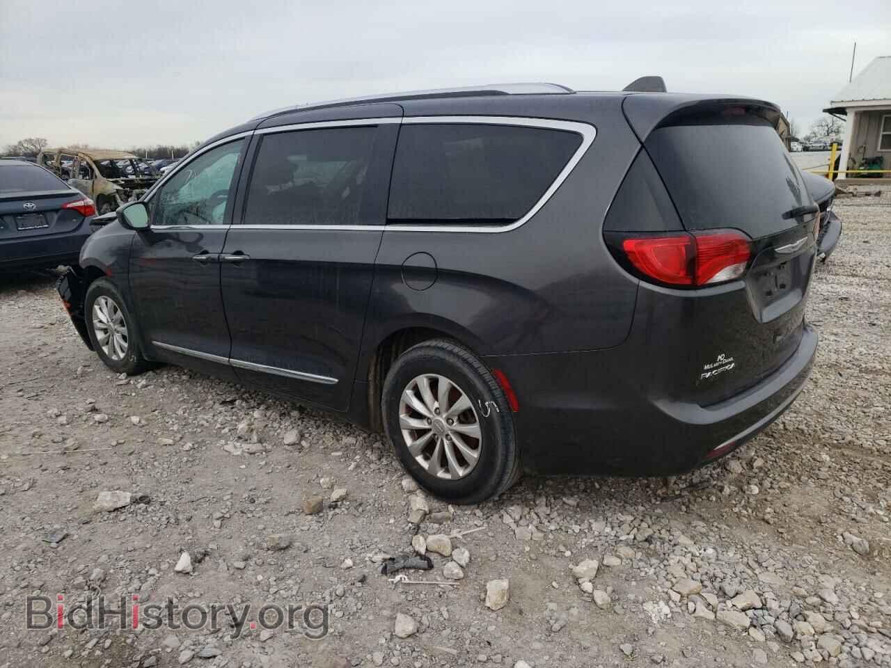 2018 CHRYSLER PACIFICA - VIN: 2C4RC1BG3JR211621 - Photo 2