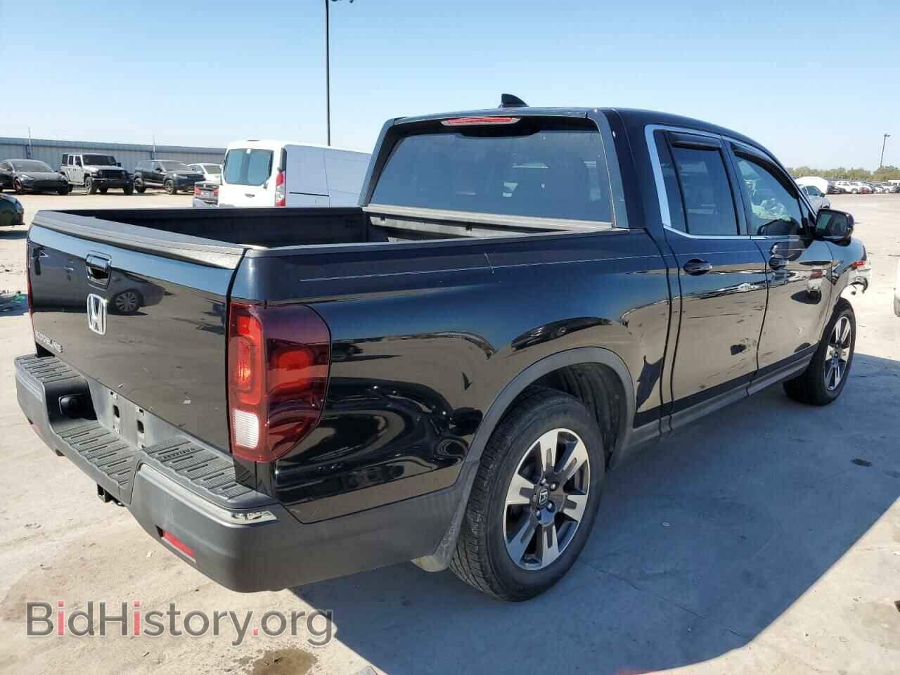 2017 HONDA RIDGELINE - VIN: 5FPYK2F63HB008697 - Фото 3