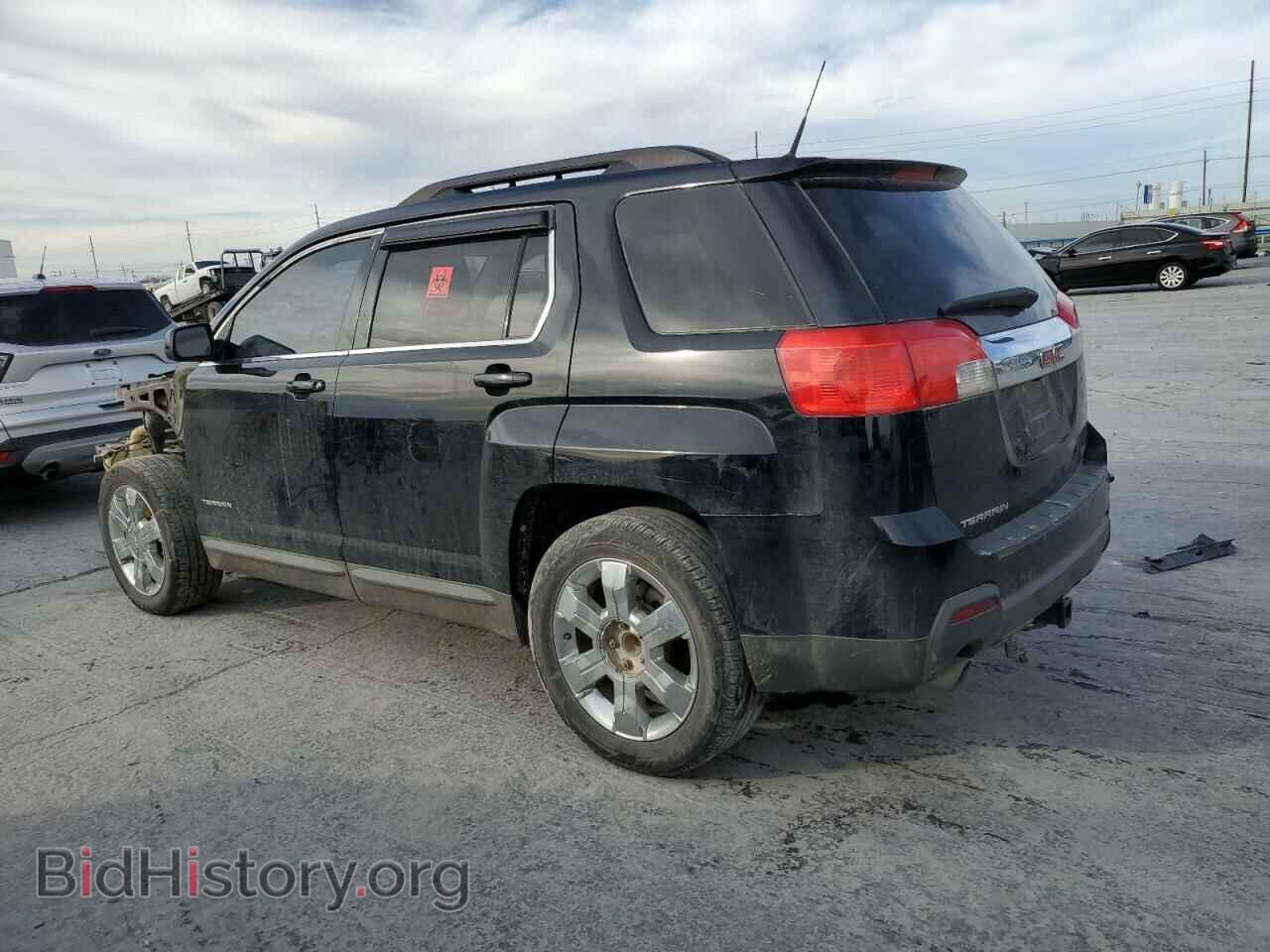 2011 GMC TERRAIN - VIN: 2CTFLSE53B6431013 - Photo 2