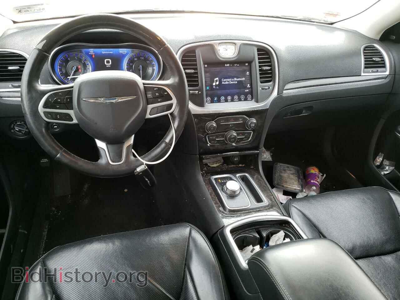 2017 CHRYSLER 300 - VIN: 2C3CCAEG2HH596546 - Фото 8