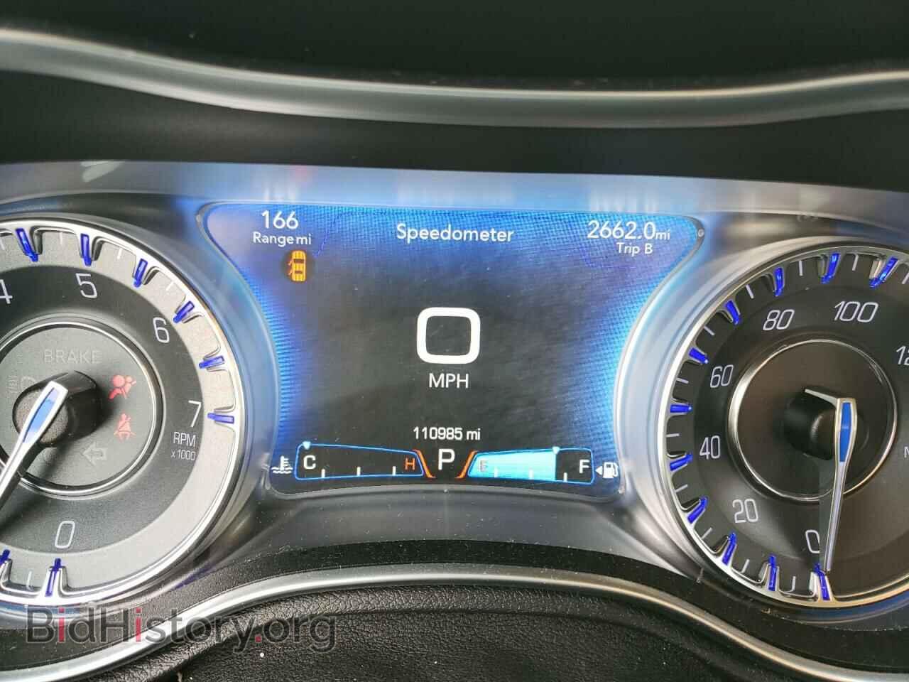2017 CHRYSLER 300 - VIN: 2C3CCAEG2HH596546 - Фото 9