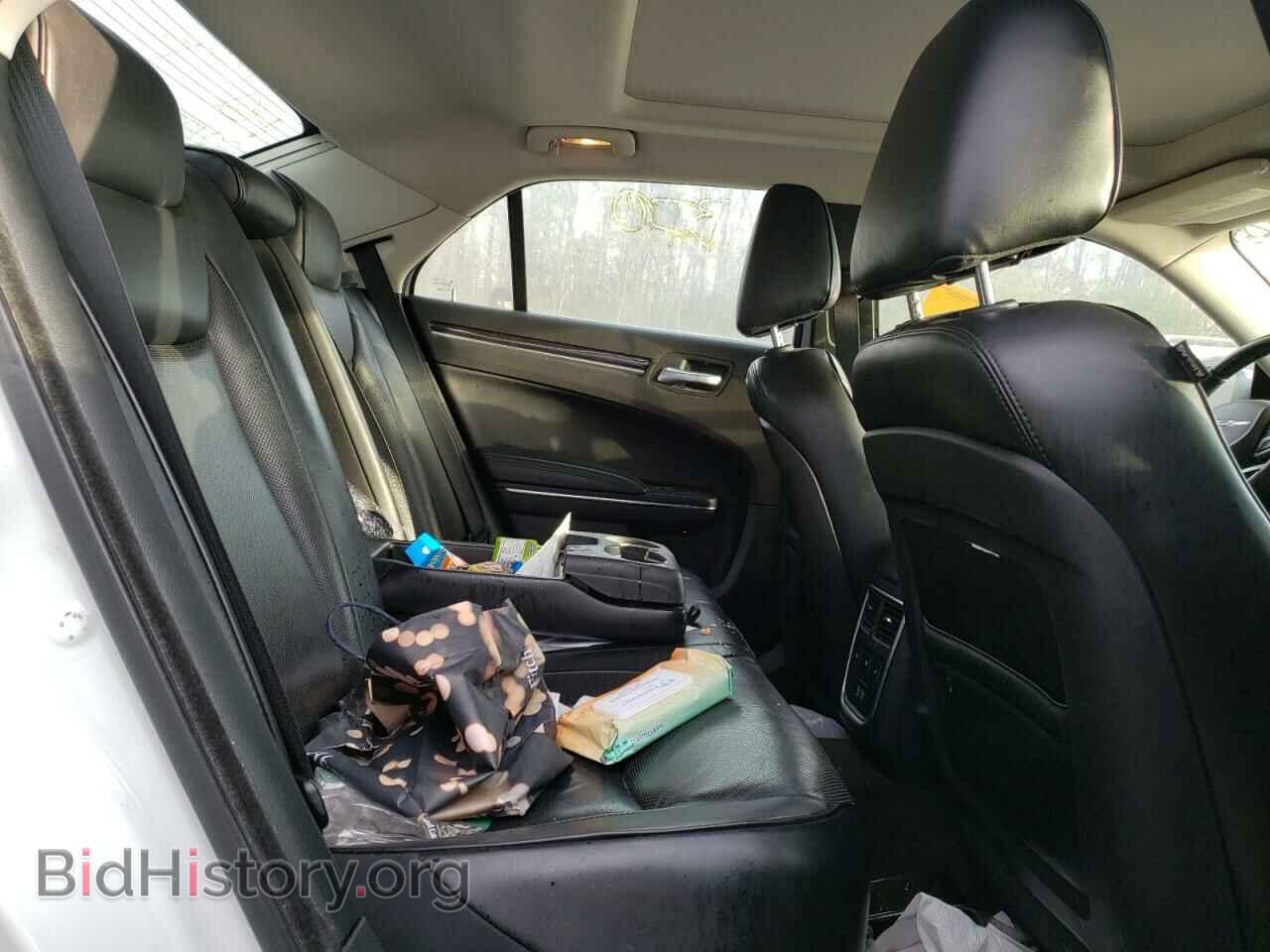2017 CHRYSLER 300 - VIN: 2C3CCAEG2HH596546 - Фото 10