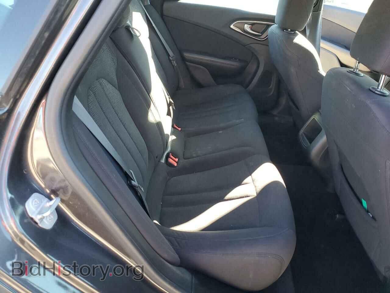 2015 CHRYSLER 200 - VIN: 1C3CCCAB1FN612651 - Фото 10