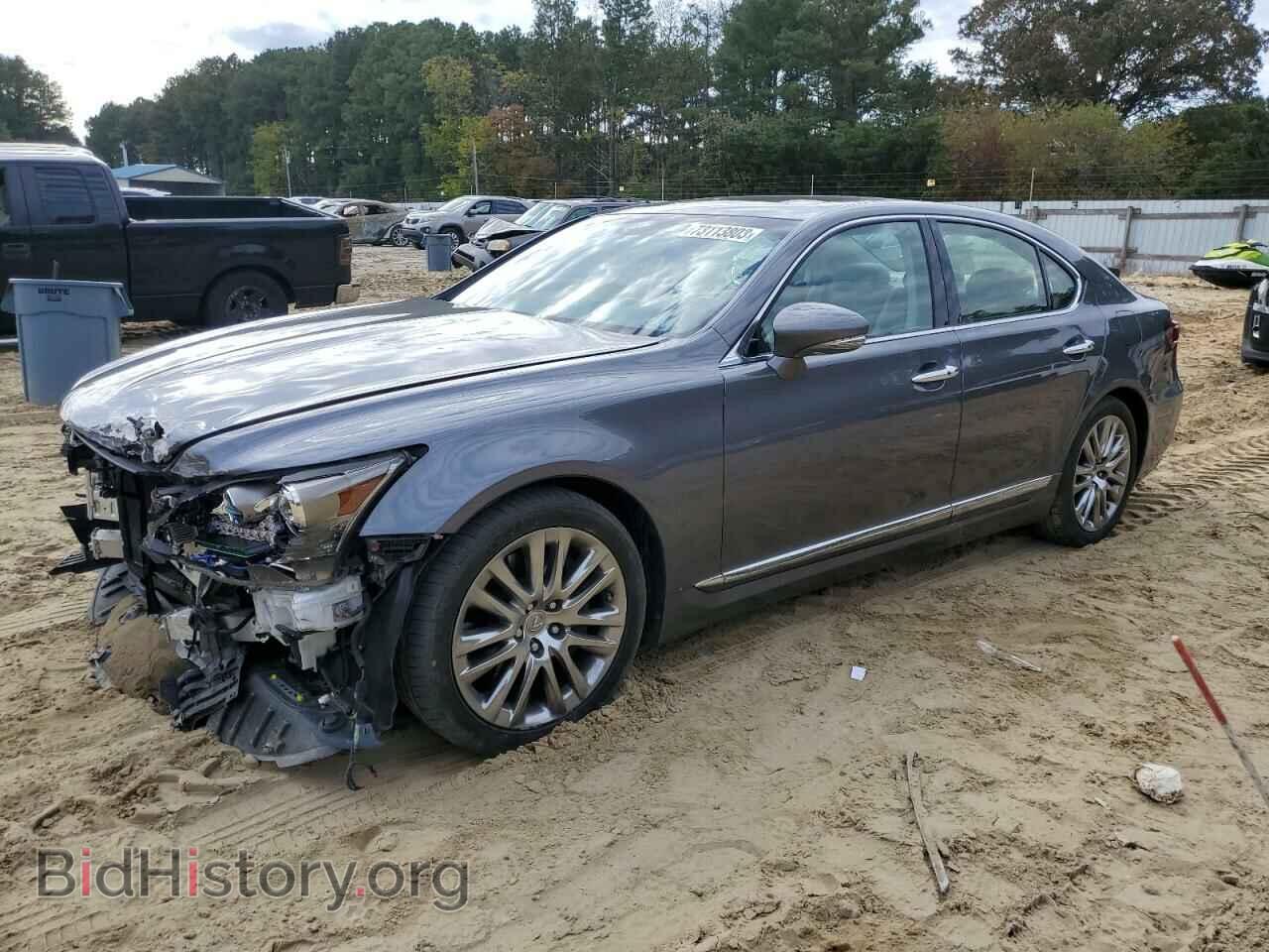 Photo JTHCL5EF1G5026813 - LEXUS LS460 2016