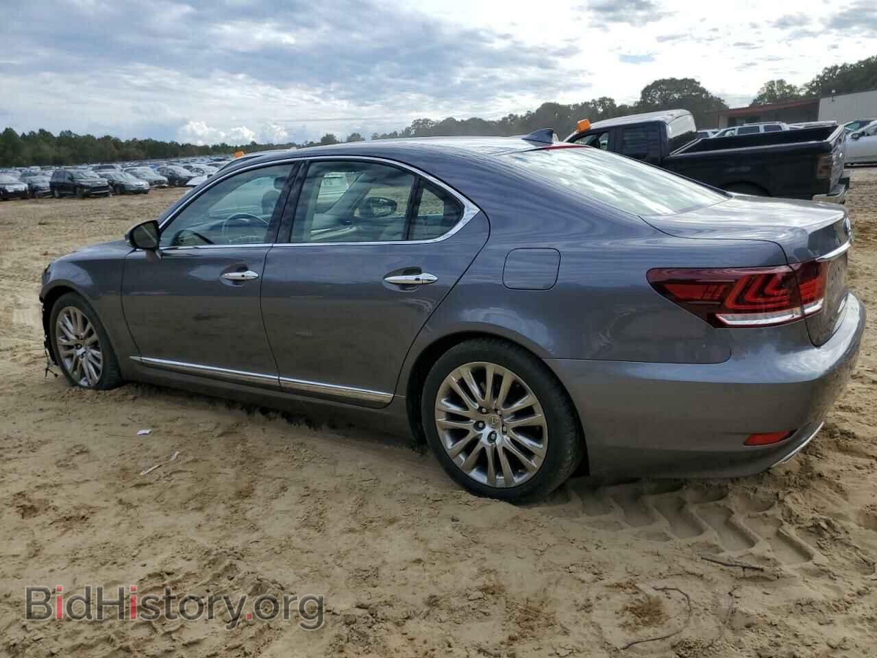 2016 LEXUS LS460 - VIN: JTHCL5EF1G5026813 - Фото 2