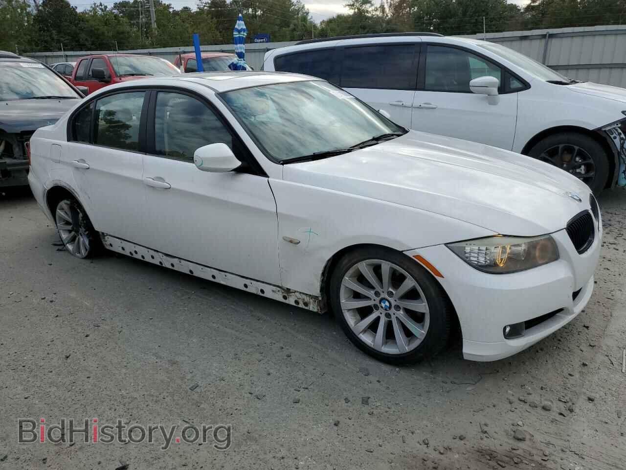 2011 BMW 3 SERIES - VIN: WBAPH7C59BE851627 - Фото 4