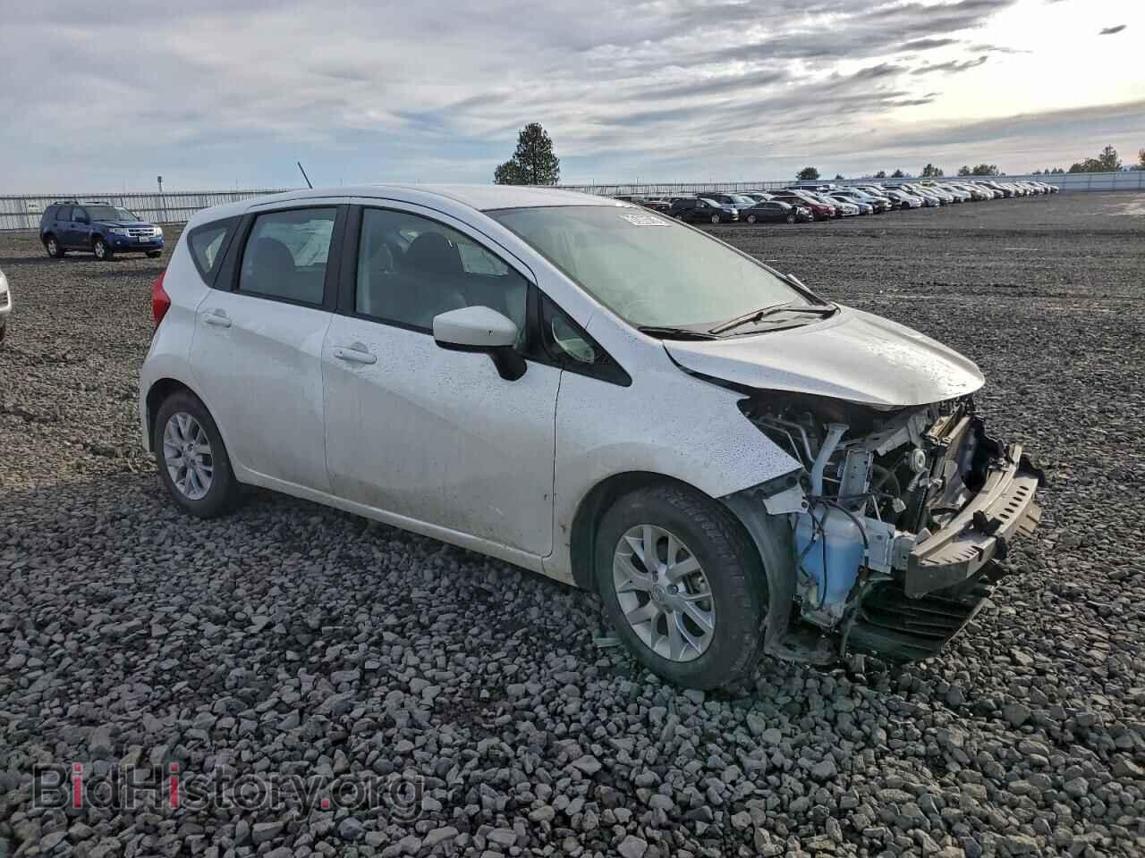 2018 NISSAN VERSA - VIN: 3N1CE2CP5JL357720 - Фото 4