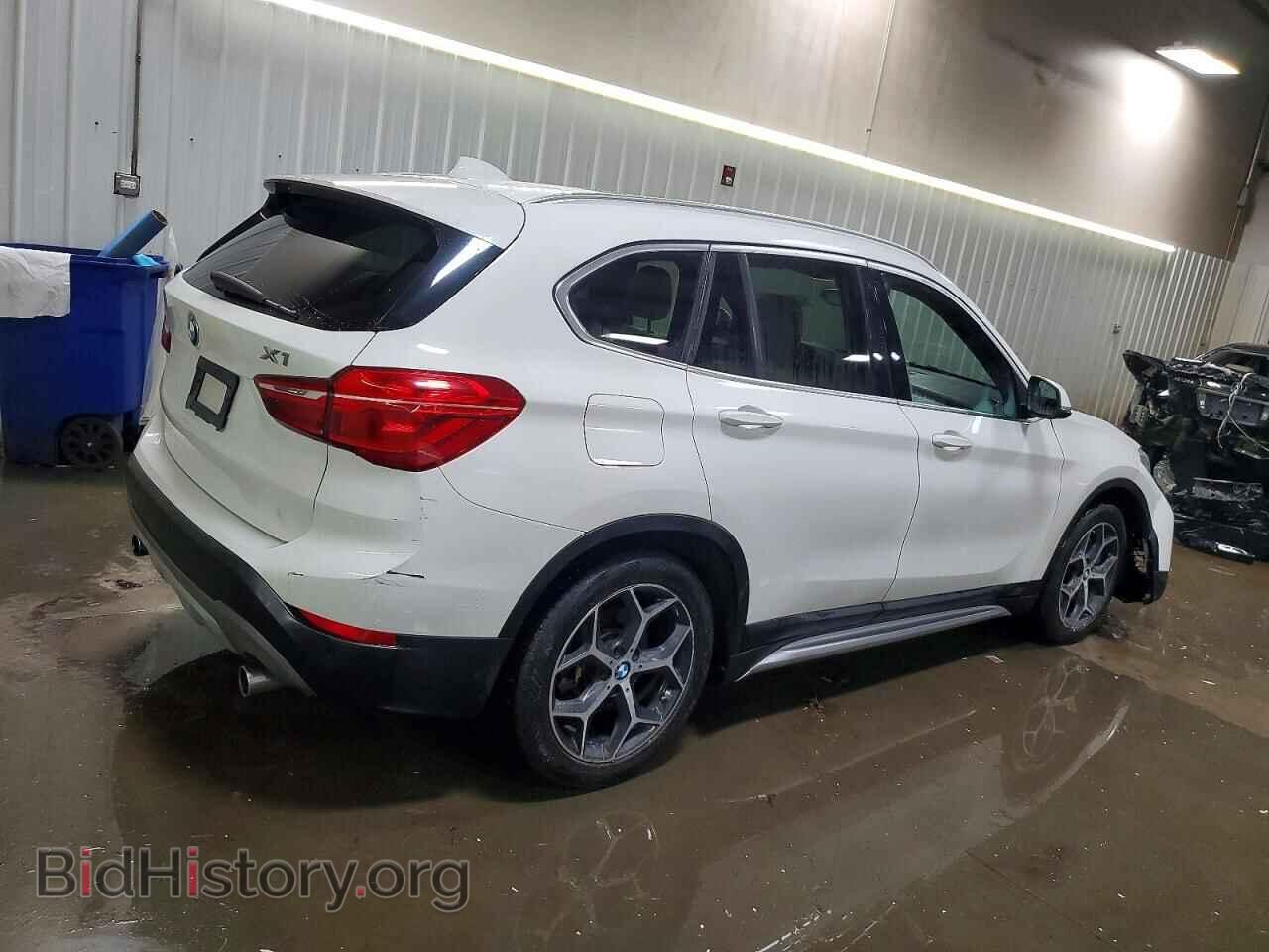 2016 BMW X1 - VIN: WBXHT3C33G5F64441 - Фото 3