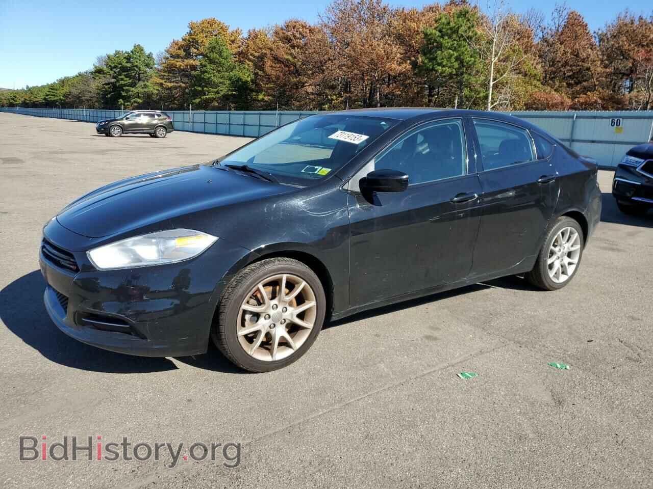 Photo 1C3CDFBA3DD323066 - DODGE DART 2013