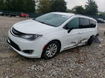2017 Chrysler PACIFICA TOURING L, white — VIN 2C4RC1BG7HR532720, Copart