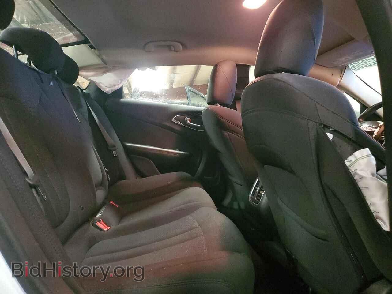 2015 CHRYSLER 200 - VIN: 1C3CCCAB5FN511645 - Photo 10