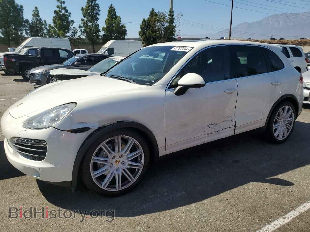 Photo WP1AB2A28BLA52289 - PORSCHE CAYENNE 2011