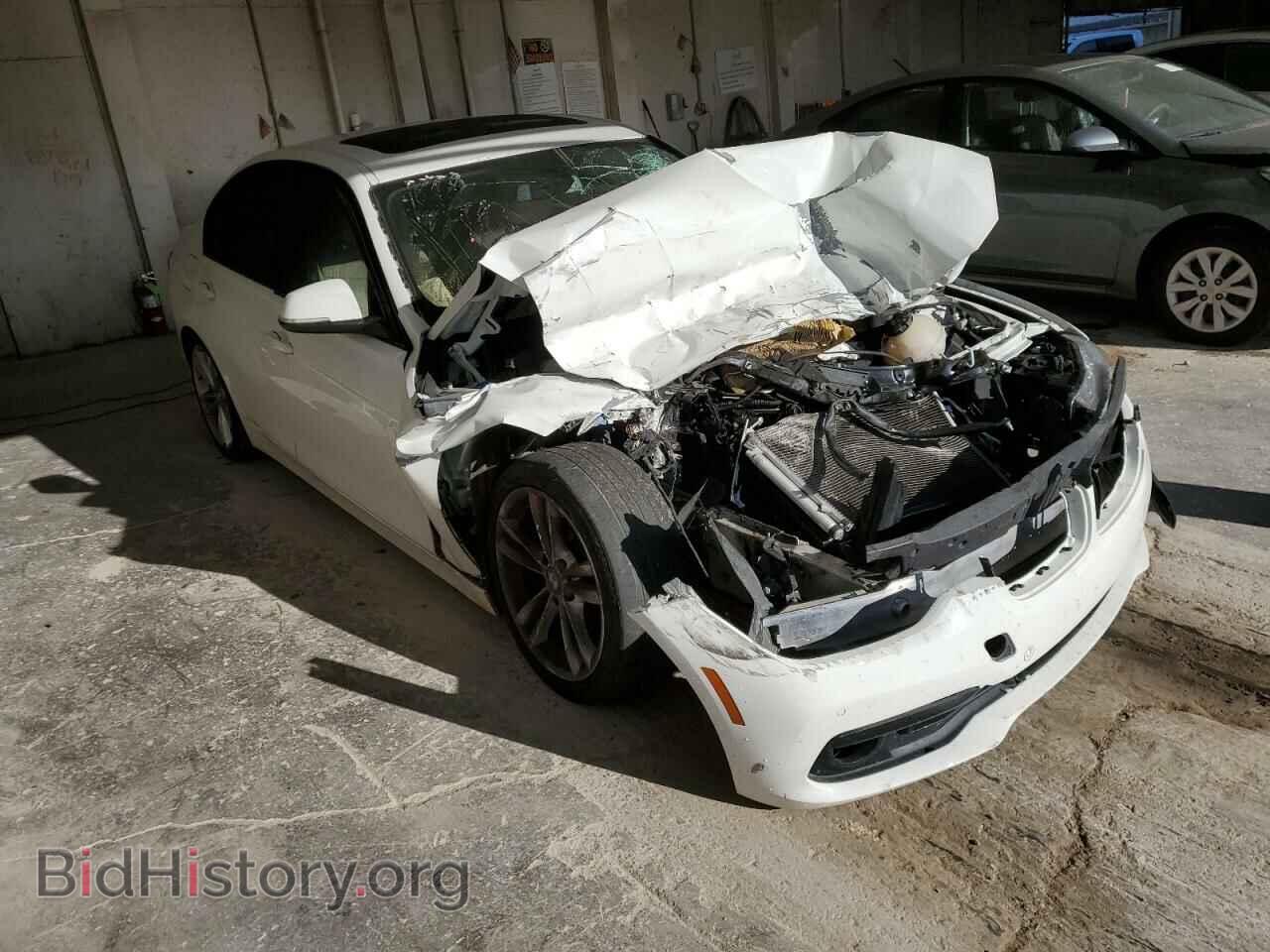 2016 BMW 3 SERIES - VIN: WBA8E1G54GNU12024 - Фото 4