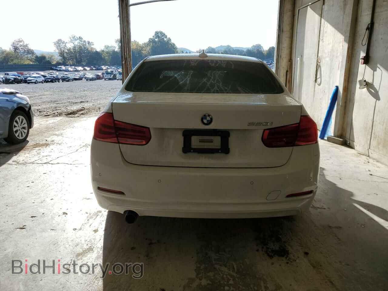 2016 BMW 3 SERIES - VIN: WBA8E1G54GNU12024 - Фото 6