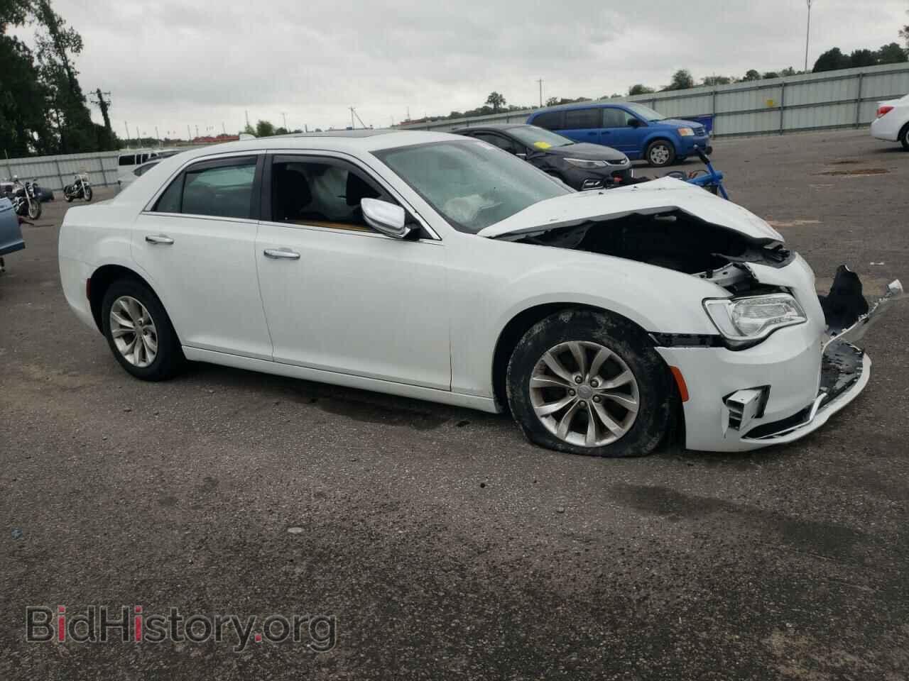 2016 CHRYSLER 300 - VIN: 2C3CCAAG9GH147515 - Фото 4