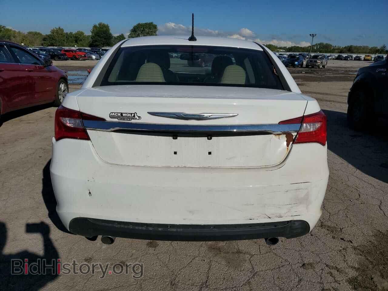 2013 CHRYSLER 200 - VIN: 1C3CCBCG6DN524002 - Фото 6