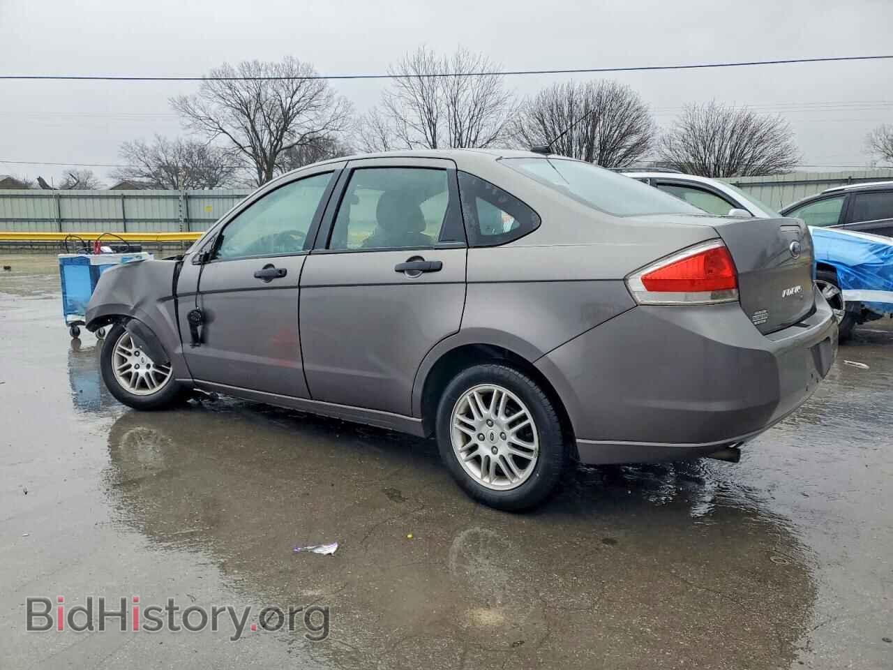 2011 FORD FOCUS - VIN: 1FAHP3FN1BW141703 - Фото 2