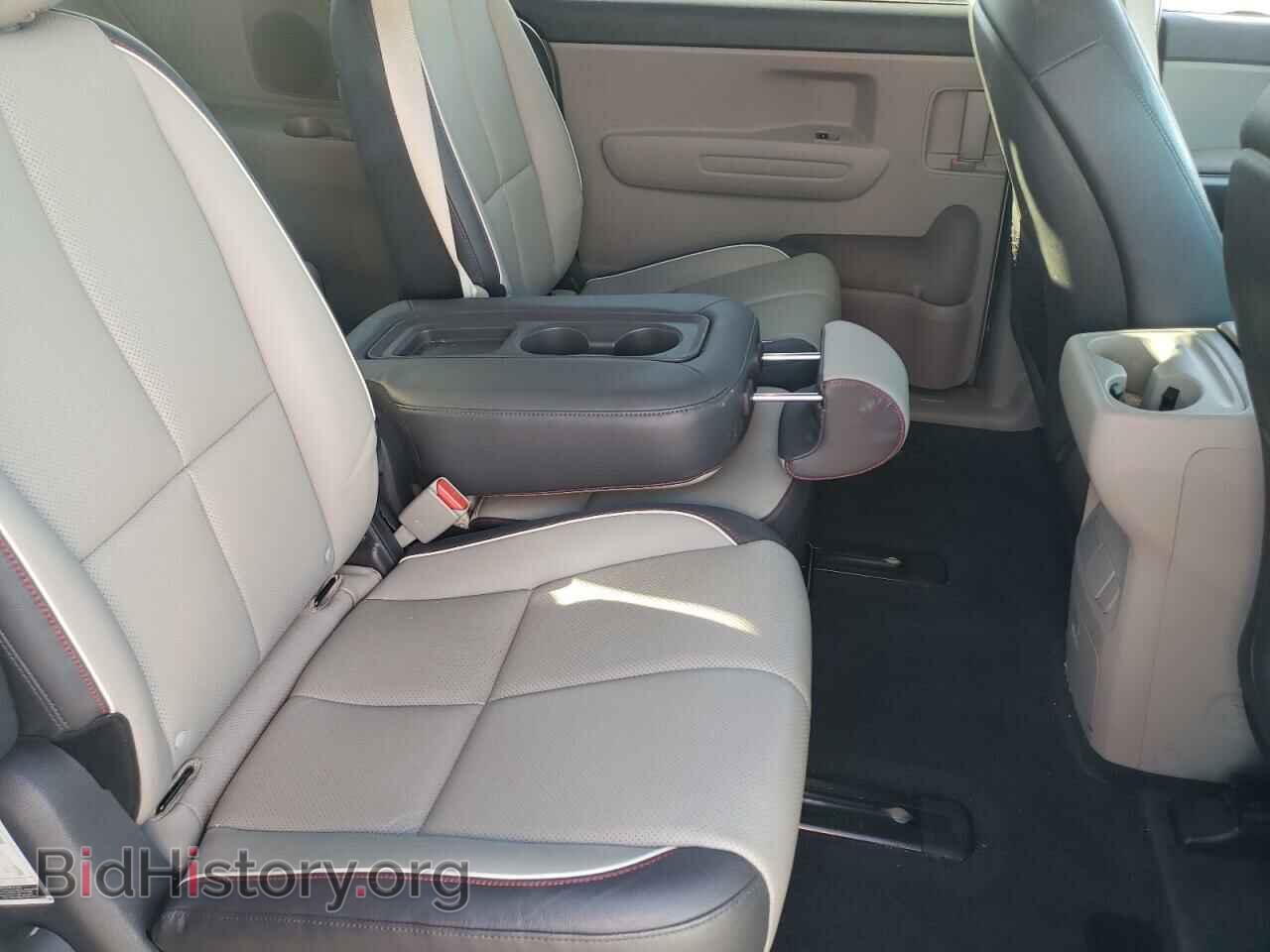 2016 KIA All Models - VIN: KNDMB5C19G6214604 - Фото 10