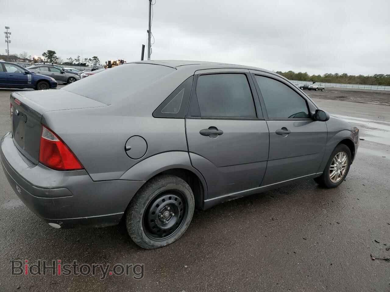 2007 FORD FOCUS - VIN: 1FAHP34N97W113089 - Фото 3