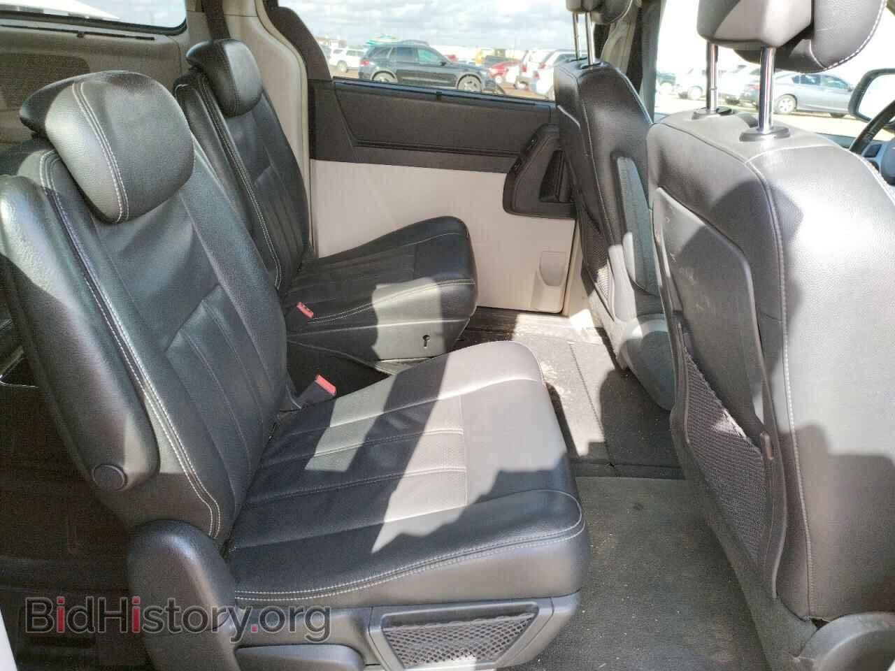 2010 CHRYSLER MINIVAN - VIN: 2A4RR8D12AR398912 - Photo 11