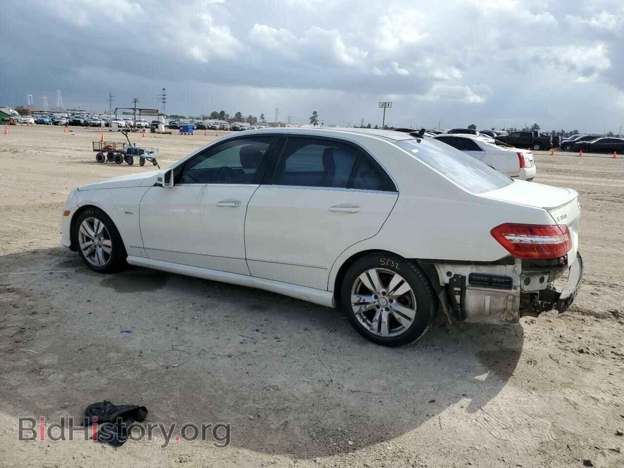 2011 MERCEDES-BENZ E-CLASS - VIN: WDDHF2EB8BA455446 - Фото 2