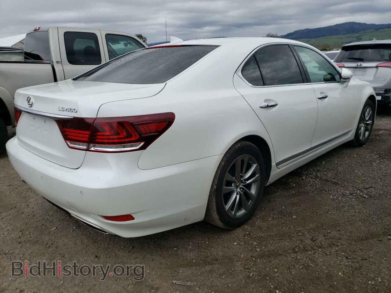 2014 LEXUS LS460 - VIN: JTHBL5EF6E5132408 - Photo 3