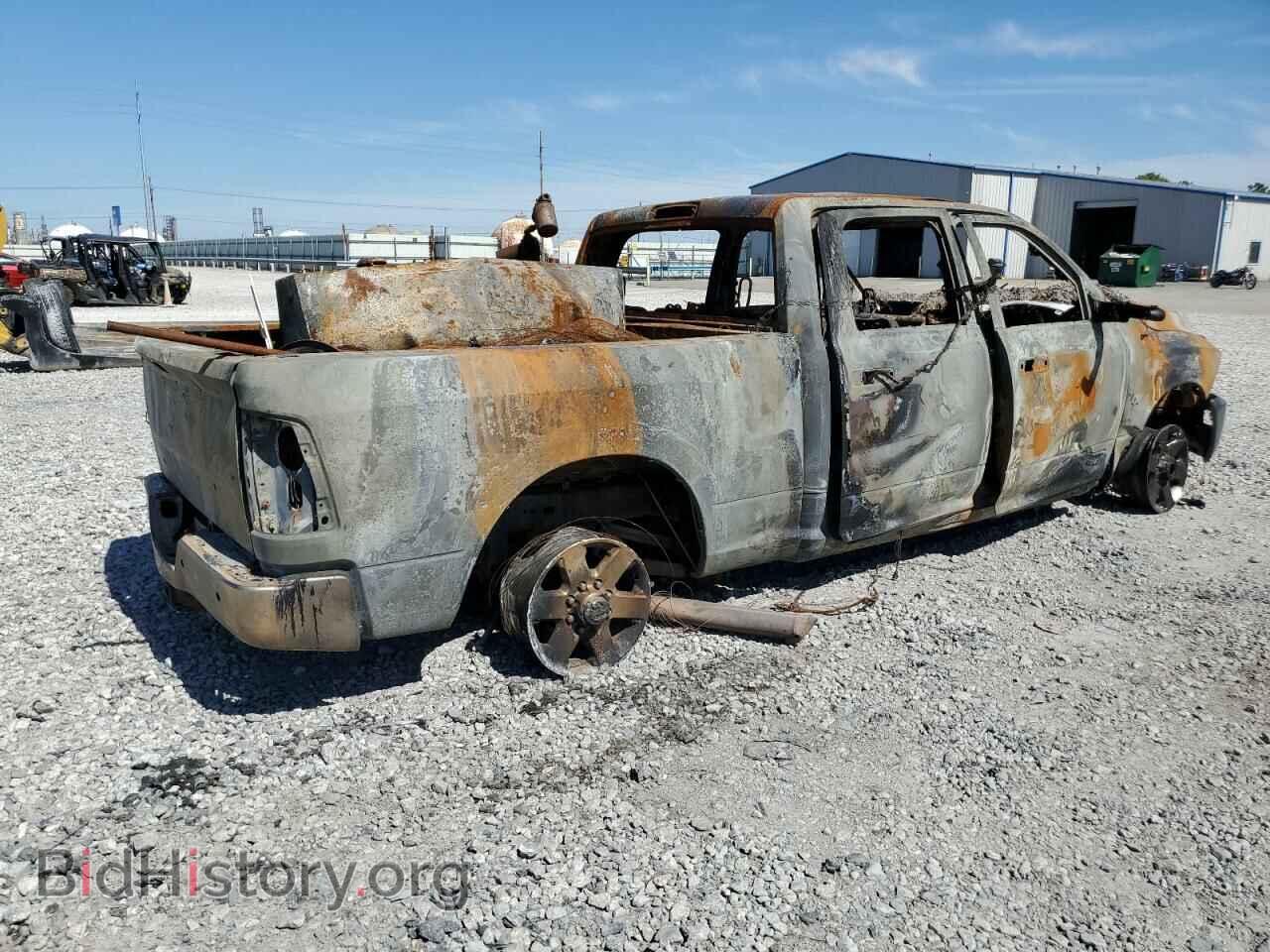 2015 RAM All Models - VIN: 3C6UR5DL2FG553365 - Photo 3