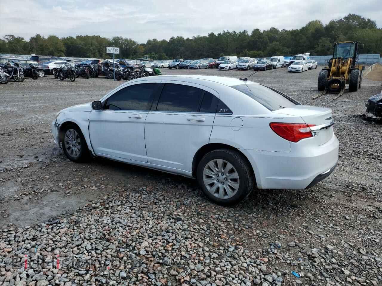 2014 CHRYSLER 200 - VIN: 1C3CCBAB2EN170570 - Фото 2
