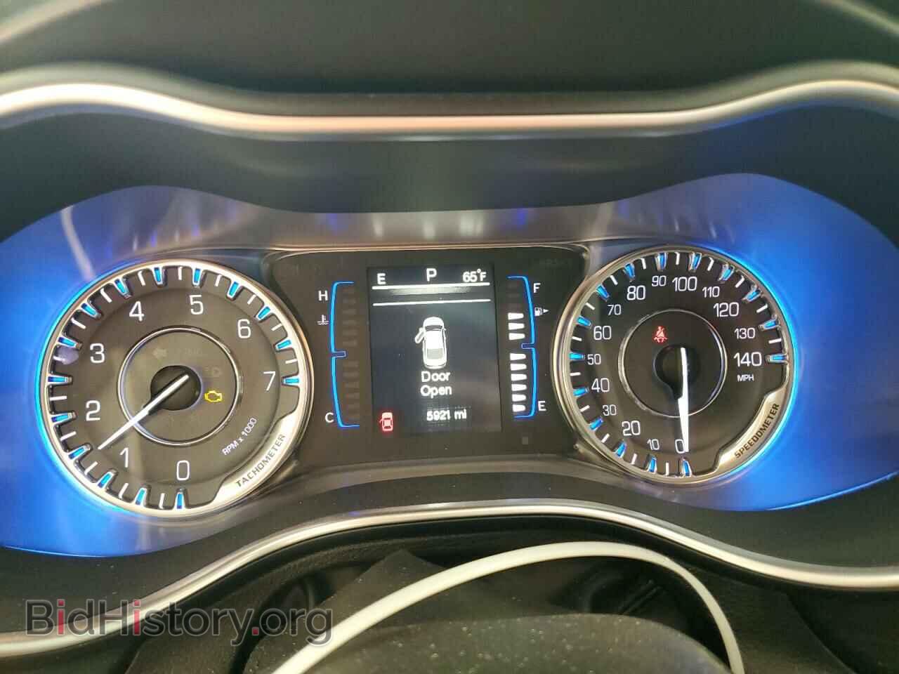2015 CHRYSLER 200 - VIN: 1C3CCCAB3FN706210 - Фото 9