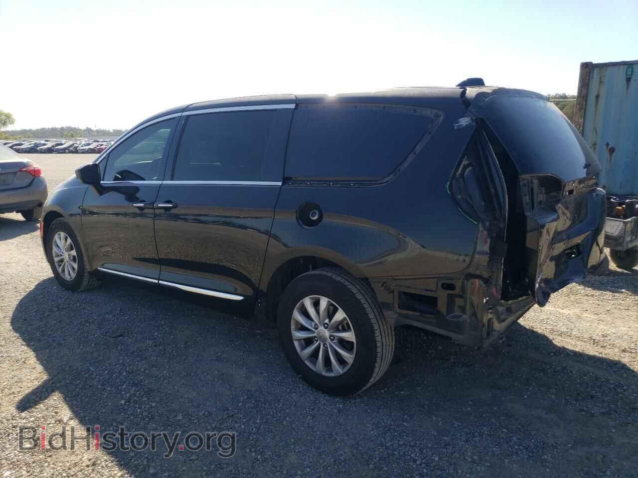 2019 CHRYSLER PACIFICA - VIN: 2C4RC1BG0KR587985 - Фото 2
