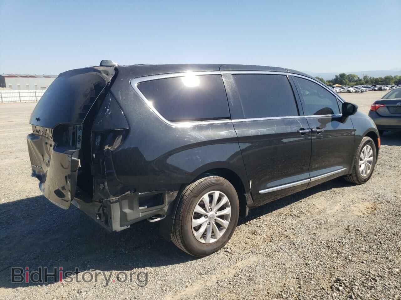 2019 CHRYSLER PACIFICA - VIN: 2C4RC1BG0KR587985 - Фото 3