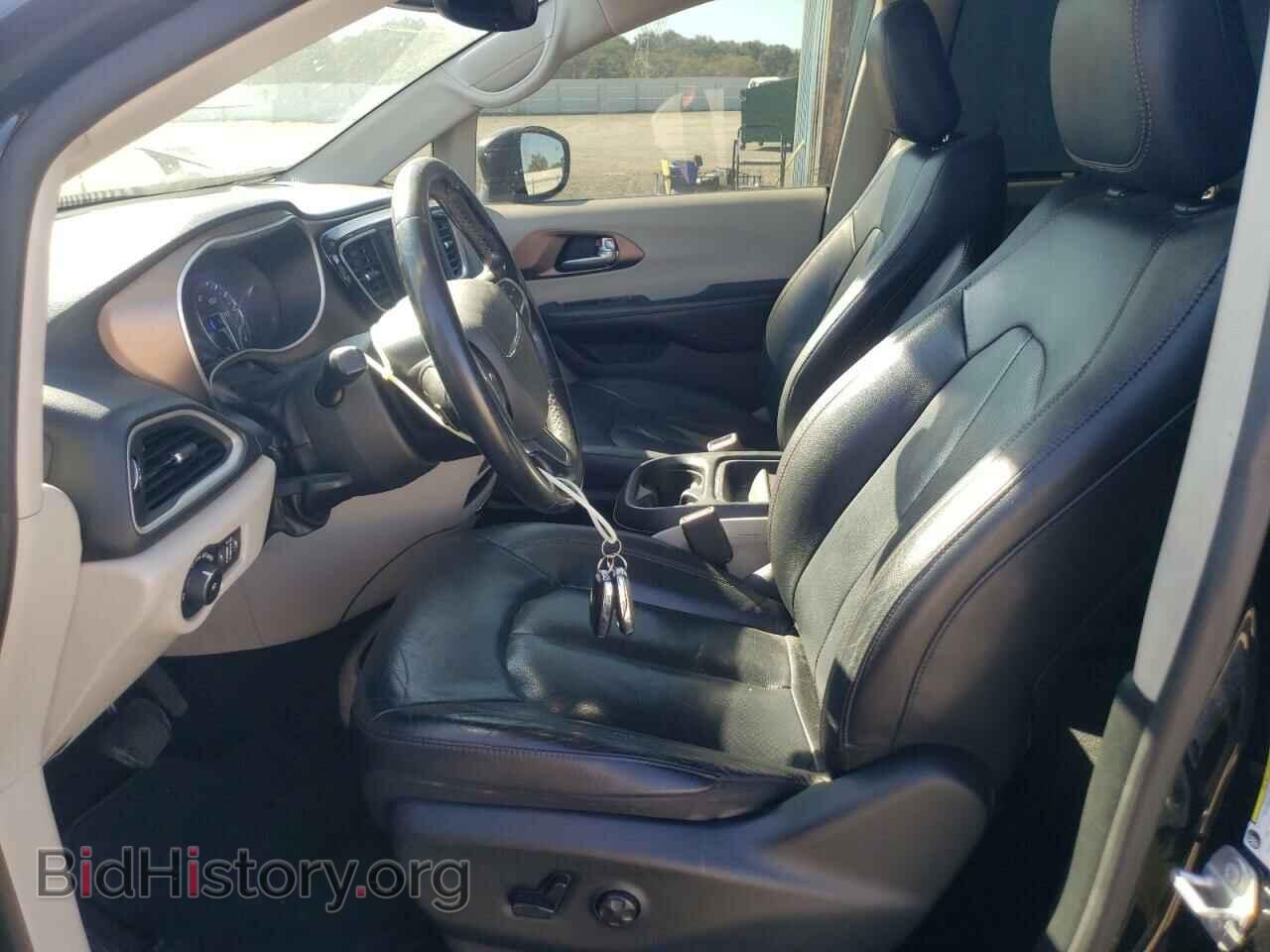 2019 CHRYSLER PACIFICA - VIN: 2C4RC1BG0KR587985 - Фото 7
