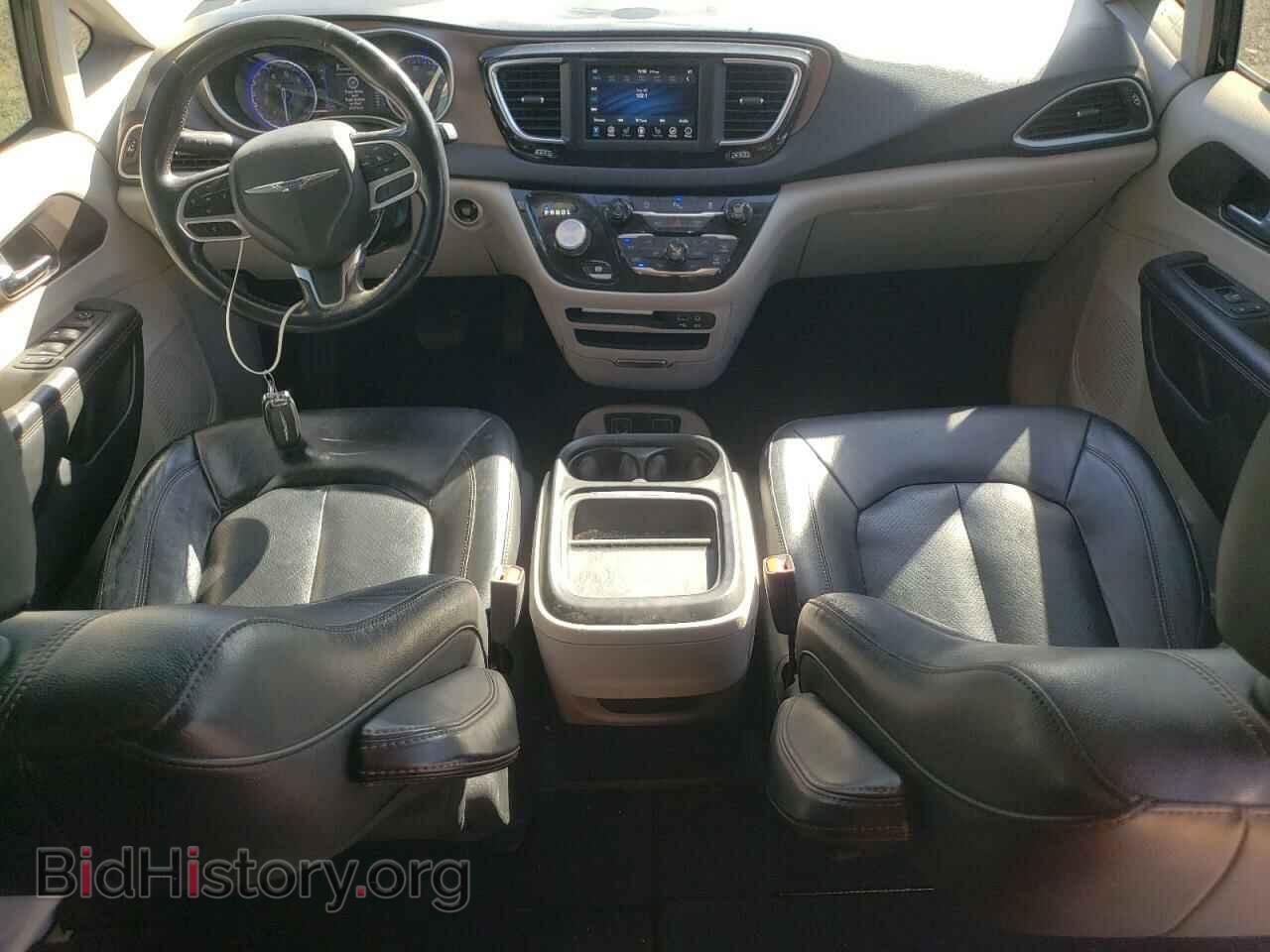 2019 CHRYSLER PACIFICA - VIN: 2C4RC1BG0KR587985 - Фото 8