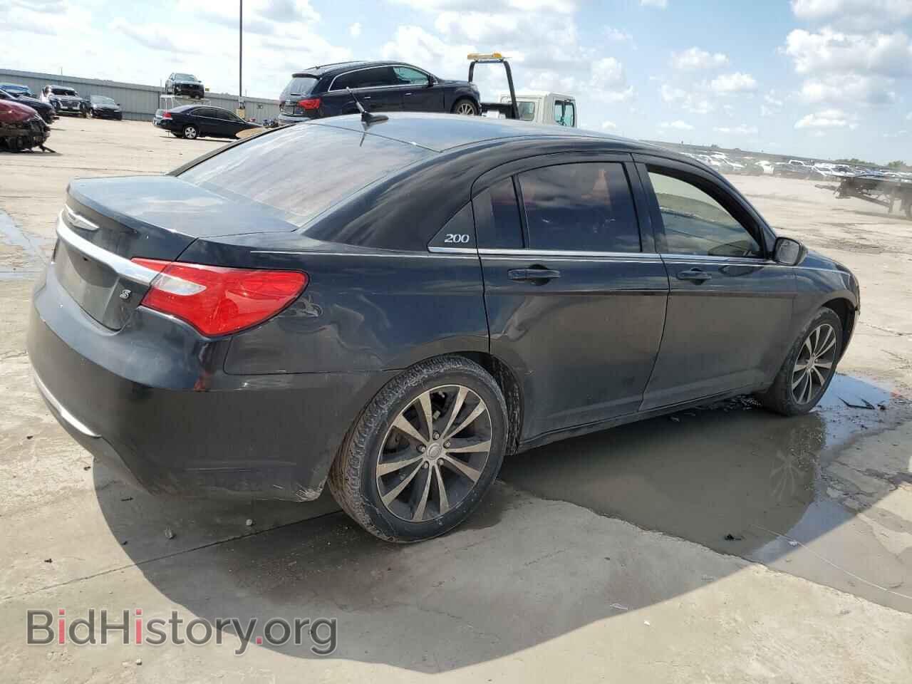 2013 CHRYSLER 200 - VIN: 1C3CCBBG2DN738101 - Photo 3