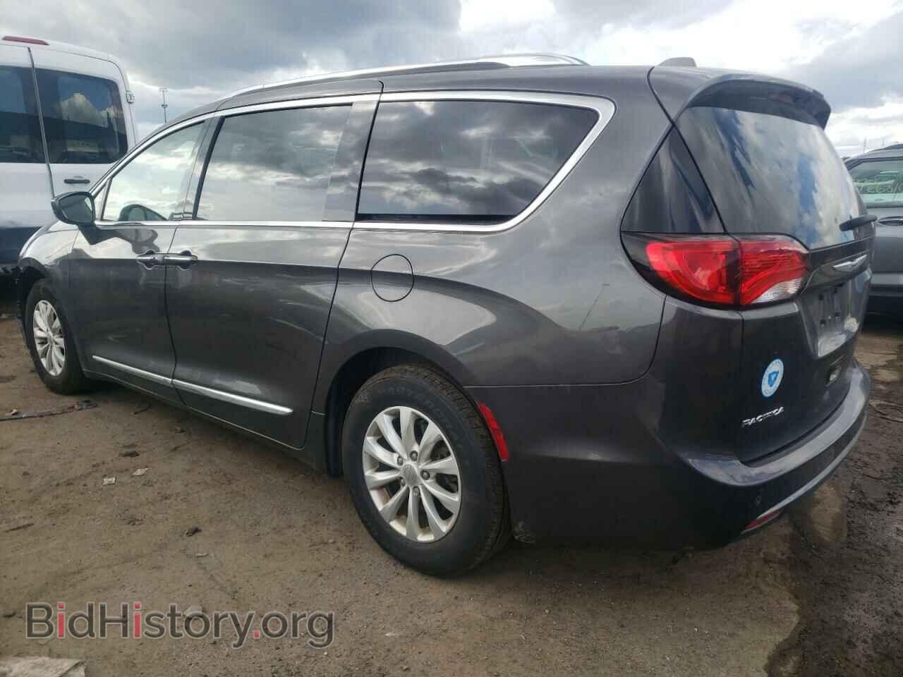2018 CHRYSLER PACIFICA - VIN: 2C4RC1BG7JR258716 - Фото 2