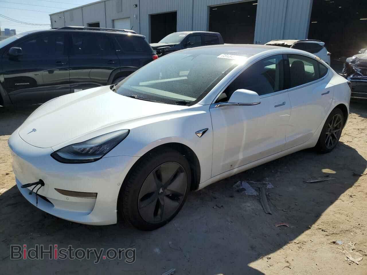 Фотография 5YJ3E1EB0JF108572 - TESLA MODEL 3 2018