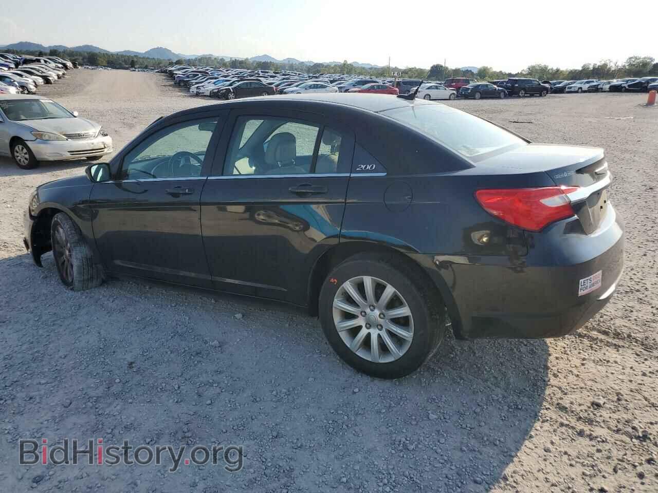 2012 CHRYSLER 200 - VIN: 1C3CCBBG8CN130856 - Фото 2