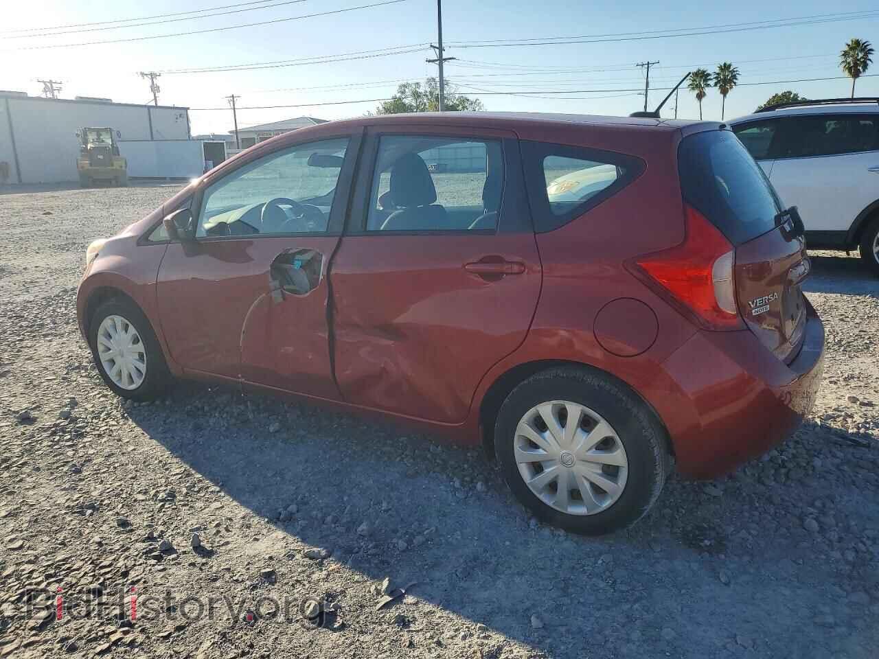 2016 NISSAN VERSA - VIN: 3N1CE2CP9GL360807 - Photo 2